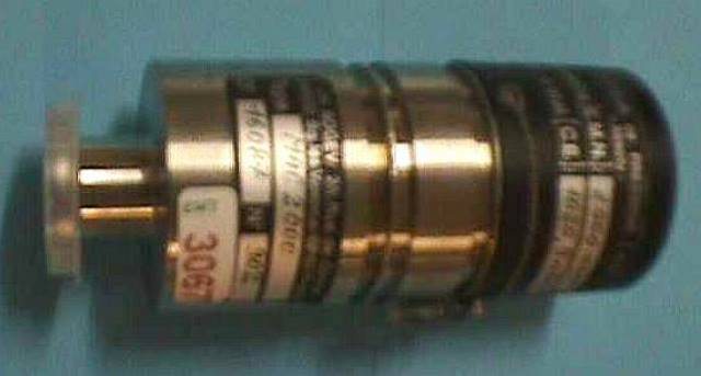 ABSOLUTE PRESSURE PROBE LEYBOLD / DI 2000 MAC 2000 3067 located at Provendum exhibition in Laussanne (the photo contains one of the item in stock) ABSOLUTE PRESSURE PROBE LEYBOLD / DI 2000 MAC 2000 (3067)