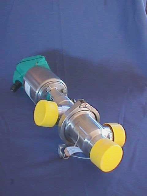 AIR ACTUATED 3 PORT SEAT DIVERT VALVE TRI-CLOVER ALFA LAVAL / TRI-FLO 761TR-21M-30S-2-316L-12-1-43-SFY (70333) 