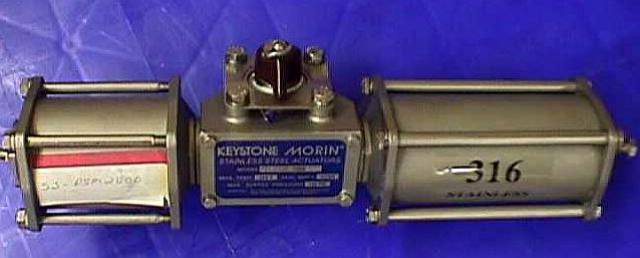 AIR ACTUATED BALL VALVE ACTUATOR KEYSTONE MORIN / PSM 2500 72771 located at Provendum exhibition in Laussanne (the photo contains one of the item in stock) AIR ACTUATED BALL VALVE ACTUATOR KEYSTONE MORIN / PSM 2500 (72771)