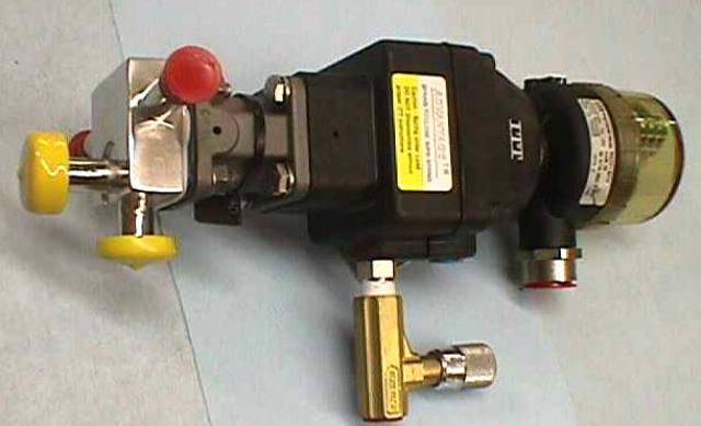 AIR ACTUATED DIAPHRAGM VALVE ITT / 0-5-F-419-9-4-R2-36-A205 72077 located at Provendum exhibition in Laussanne (the photo contains one of the item in stock) AIR ACTUATED DIAPHRAGM VALVE ITT / 0-5-F-419-9-4-R2-36-A205 (72077)
