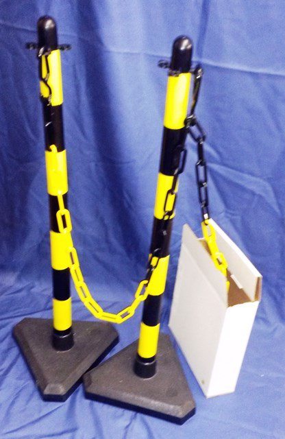 CHAINED BOLLARD KEISER KRAFT / KIT-POTELET 9812 located at Provendum exhibition in Laussanne (the photo contains one of the item in stock) CHAINED BOLLARD KEISER KRAFT / KIT-POTELET (9812)