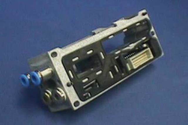 CONNECTING BASE, Lot of 5 FESTO / 18653 72970 located at Provendum exhibition in Laussanne (the photo contains one of the item in stock) CONNECTING BASE, Lot of 5 FESTO / 18653 (72970)
