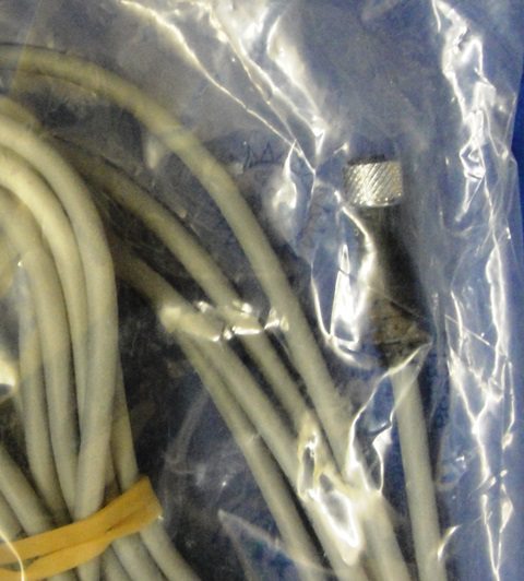 CONNECTOR, Lot of 4 FESTO / 159421 SIM-M8-3GD-5-PU 73915 located at Provendum exhibition in Laussanne (the photo contains one of the item in stock) CONNECTOR, Lot of 4 FESTO / 159421 SIM-M8-3GD-5-PU (73915)