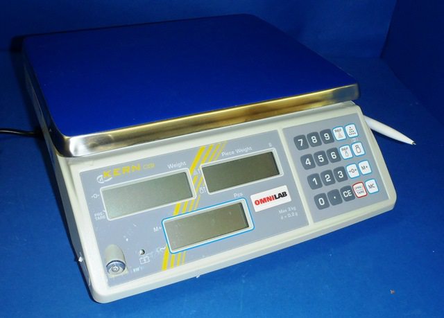 COUNTING BALANCE KERN / CXB 3K0.2 9088 located at Provendum exhibition in Laussanne (the photo contains one of the item in stock) COUNTING BALANCE KERN / CXB 3K0.2 (9088)