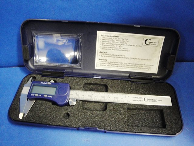 DIGITAL CALLIPER CONDOR WERKZEUG / 2009 9809 located at Provendum exhibition in Laussanne (the photo contains one of the item in stock) DIGITAL CALLIPER CONDOR WERKZEUG / 2009 (9809)