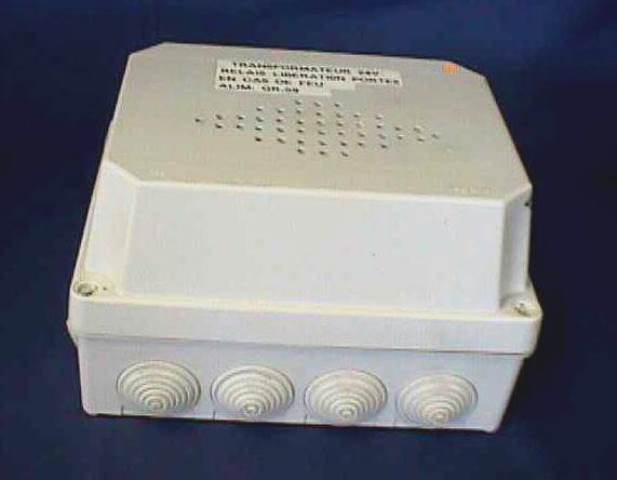 ELECTRICAL TRANSFORMER, Lot of 2 80009 located at Provendum exhibition in Laussanne (the photo contains one of the item in stock) ELECTRICAL TRANSFORMER, Lot of 2 (80009)