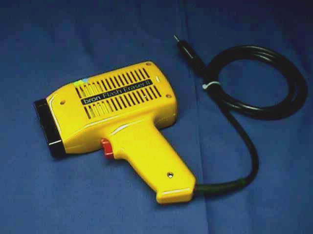 EPROM ERASER BRON / FLASHERASER II 80-010 1005 located at Provendum exhibition in Laussanne (the photo contains one of the item in stock) EPROM ERASER BRON / FLASHERASER II 80-010 (1005)