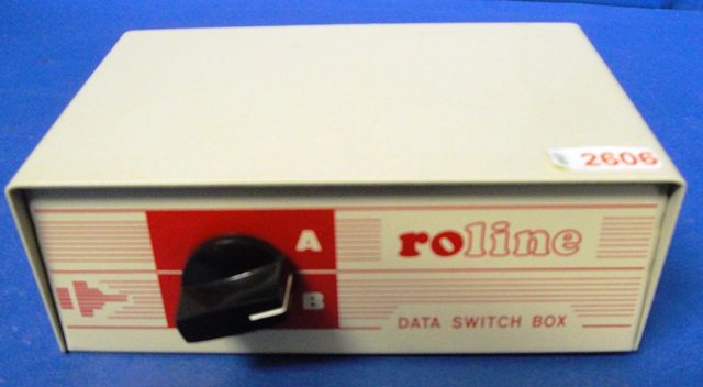 ETHERNET SWITCH BOX, Lot of 2 ROLINE 2606 located at Provendum exhibition in Laussanne (the photo contains one of the item in stock) ETHERNET SWITCH BOX, Lot of 2 ROLINE (2606)