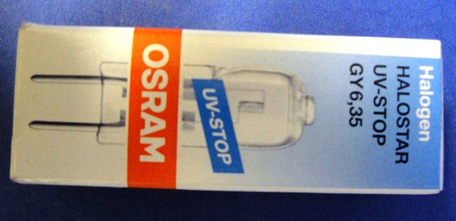 HALOGEN BULB, Lot of 25 OSRAM / 4392 70623 located at Provendum exhibition in Laussanne (the photo contains one of the item in stock) HALOGEN BULB, Lot of 25 OSRAM / 4392 (70623)