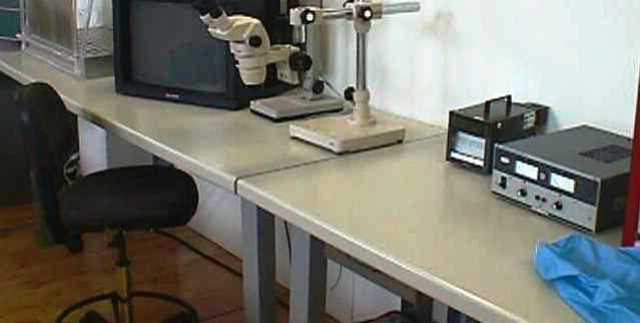 INSTRUMENTED ANTISTATIC WORKBENCH  (8700) 