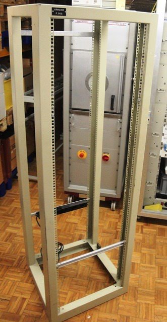 IT RACK 8596 located at Provendum exhibition in Laussanne (the photo contains one of the item in stock) IT RACK (8596)