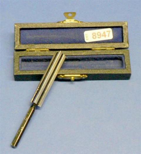 METAL TRIANGULAR RULE TESA 6095 located at Provendum exhibition in Laussanne (the photo contains one of the item in stock) METAL TRIANGULAR RULE TESA (6095)