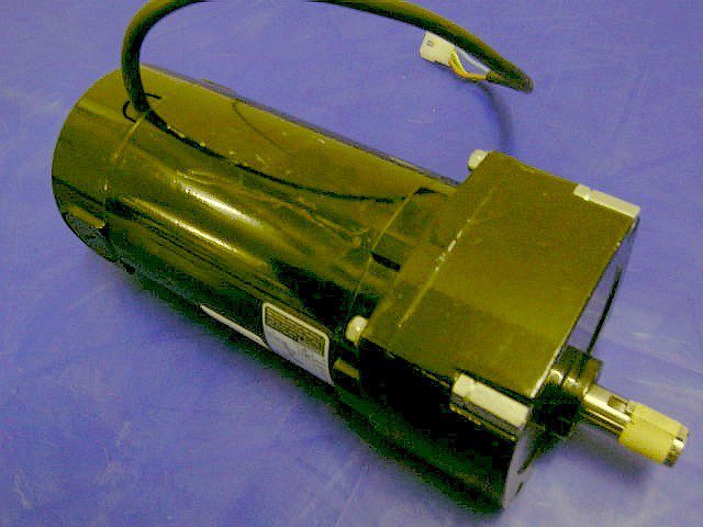 MOTOR-REDUCTOR BODINE ELECTRIC / 42A7BEPM-E3 32405 located at Provendum exhibition in Laussanne (the photo contains one of the item in stock) MOTOR-REDUCTOR BODINE ELECTRIC / 42A7BEPM-E3 (32405)