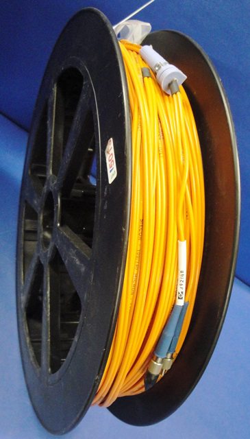 OPTICAL FIBER CORNING SIECOR 5013 located at Provendum exhibition in Laussanne (the photo contains one of the item in stock) OPTICAL FIBER CORNING SIECOR (5013)