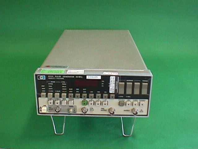 PULSE GENERATOR AGILENT HP / 8112A (7176) 