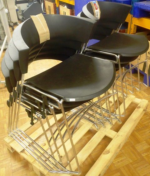 SEMINAR CONFERENCE CHAIR, Lot of 8 GIROFLEX / 12-3008 47.01 9816 located at Provendum exhibition in Laussanne (the photo contains one of the item in stock) SEMINAR CONFERENCE CHAIR, Lot of 8 GIROFLEX / 12-3008 47.01 (9816)