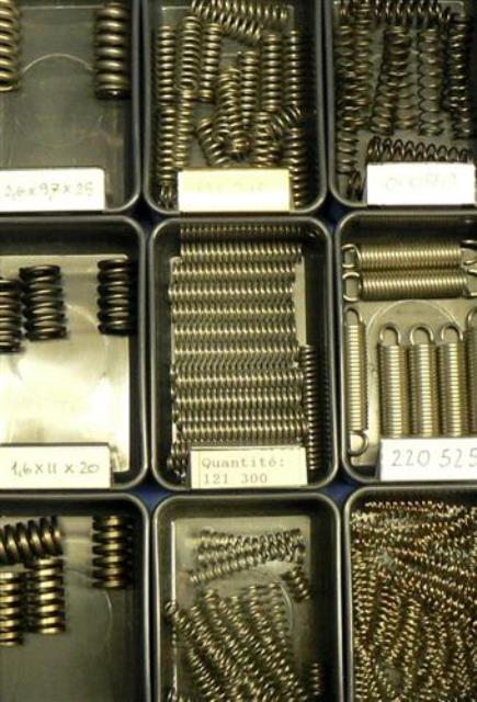 SPRINGS 3544 located at Provendum exhibition in Laussanne (the photo contains one of the item in stock) SPRINGS (3544)