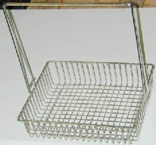 STAINLESS STEEL BASKET, Lot of 6 32408 located at Provendum exhibition in Laussanne (the photo contains one of the item in stock) STAINLESS STEEL BASKET, Lot of 6 (32408)