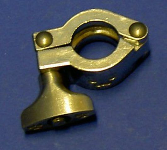 STAINLESS STEEL CLAMP, Lot of 15 CONNECTORS / 200-005-028 70688 located at Provendum exhibition in Laussanne (the photo contains one of the item in stock) STAINLESS STEEL CLAMP, Lot of 15 CONNECTORS / 200-005-028 (70688)