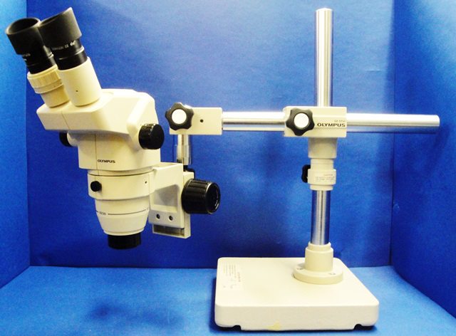 STEREO MICROSCOPE OLYMPUS / SZ 3060 STU1 845 located at Provendum exhibition in Laussanne (the photo contains one of the item in stock) STEREO MICROSCOPE OLYMPUS / SZ 3060 STU1 (845)