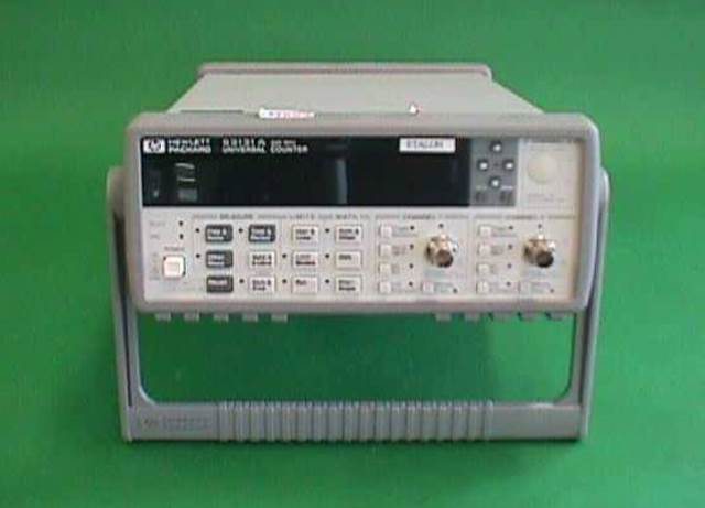 UNIVERSAL DIGITAL COUNTER HP AGILENT / 53131A (4683) 