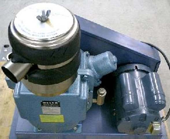 VACUUM PUMP WELCH VACCUM / 1397 L 32227 located at Provendum exhibition in Laussanne (the photo contains one of the item in stock) VACUUM PUMP WELCH VACCUM / 1397 L (32227)