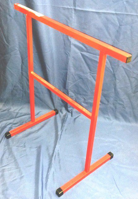 WORKBENC FEET, Lot of 8 BEND / STANDARD 8617 located at Provendum exhibition in Laussanne (the photo contains one of the item in stock) WORKBENC FEET, Lot of 8 BEND / STANDARD (8617)