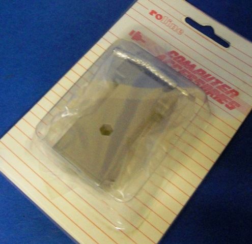 ADAPTATEUR RJ45 D-SUB-25, Lot de 20 ROLINE / MB414 9867 en exposition chez Provendum à Lausanne (la photo contient un des exemplaires en stock) ADAPTATEUR RJ45 D-SUB-25, Lot de 20 ROLINE / MB414 (9867)