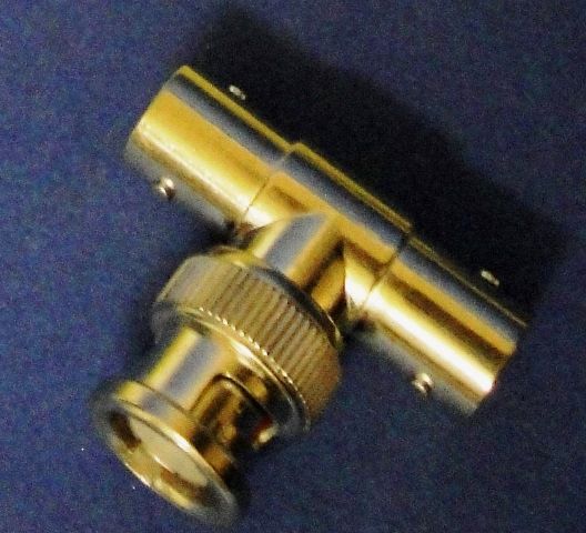 ADAPTATEUR TE MALE FEMELLE FEMELLE BNC, Lot de 10 UG274A 9907 en exposition chez Provendum à Lausanne (la photo contient un des exemplaires en stock) ADAPTATEUR TE MALE FEMELLE FEMELLE BNC, Lot de 10 UG274A (9907)