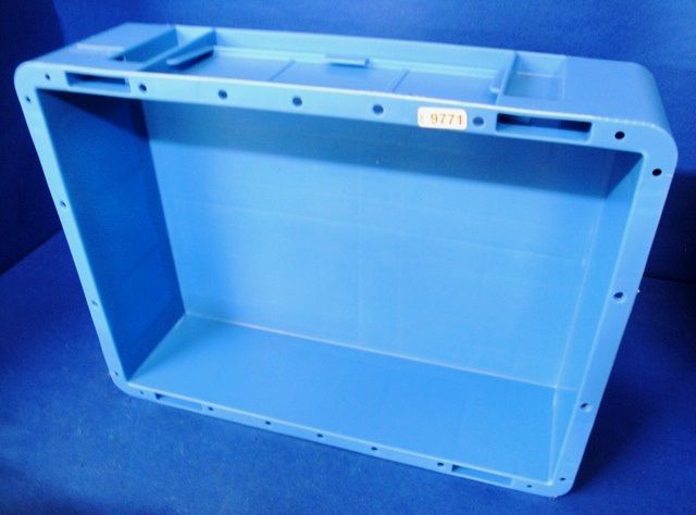 BAC RANGEMENT EMPILABLE, Lot de 15 KEISER-KRAFT 9963 en exposition chez Provendum à Lausanne (la photo contient un des exemplaires en stock) BAC RANGEMENT EMPILABLE, Lot de 15 KEISER-KRAFT (9963)
