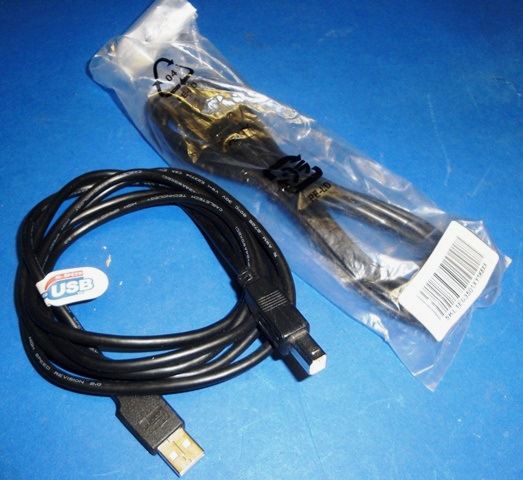 CABLE MALE MALE USB 2 A, Lot de 10 DELL / 5KL1E 9790 en exposition chez Provendum à Lausanne (la photo contient un des exemplaires en stock) CABLE MALE MALE USB 2 A, Lot de 10 DELL / 5KL1E (9790)