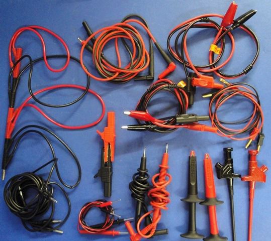 CABLE MESURE FLUKE 8991 en exposition chez Provendum à Lausanne (la photo contient un des exemplaires en stock) CABLE MESURE FLUKE (8991)