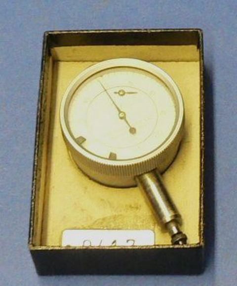 COMPARATEUR MICROMETRE ANALOGIQUE COMPAC (9107) 