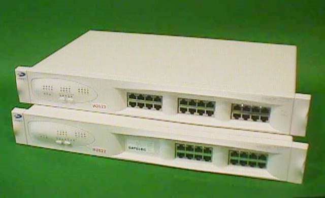 CONCENTRATEUR HUB LANNET / VISAGE 2500 2623 en exposition chez Provendum à Lausanne (la photo contient un des exemplaires en stock) CONCENTRATEUR HUB LANNET / VISAGE 2500 (2623)