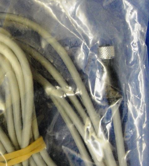 CONNECTEUR, Lot de 4 FESTO / 159421 SIM-M8-3GD-5-PU (73915) 