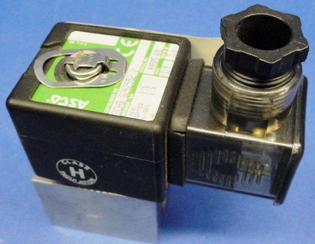 ELECTROVANNE, Lot de 5 ASCO-JOUCOMATIC / HB G 262 552 V G-0.25 24VDC 70600 en exposition chez Provendum à Lausanne (la photo contient un des exemplaires en stock) ELECTROVANNE, Lot de 5 ASCO-JOUCOMATIC / HB G 262 552 V G-0.25 24VDC (70600)