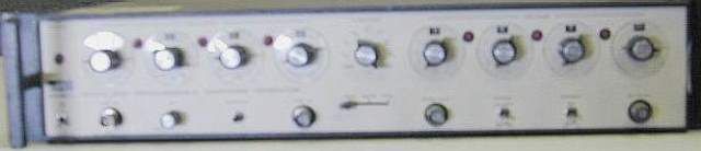 GENERATEUR FONCTION EXACT / 605A 32009 en exposition chez Provendum à Lausanne (la photo contient un des exemplaires en stock) GENERATEUR FONCTION EXACT / 605A (32009)
