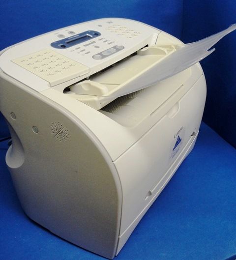 IMPRIMANTE MULTIFUNCTION PHOTOCOPIEUR FAX LASER CANON / L380S/L390 9789 SUPER G3 9789 en exposition chez Provendum à Lausanne (la photo contient un des exemplaires en stock) IMPRIMANTE MULTIFUNCTION PHOTOCOPIEUR FAX LASER CANON / L380S/L390 9789 SUPER G3 (9789)