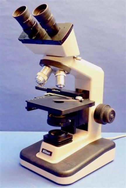 MICROSCOPE BINOCULAIRE NIKON / ALPHAPHOT YS2-H (31510) 