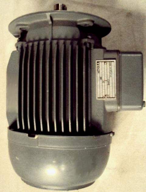 MOTEUR ELECTRIQUE AEG / AM 80 NY4 (2384) 