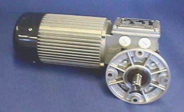 MOTEUR REDUCTEUR MINIMOTOR / MCE240 P3T B5/S (71853) 