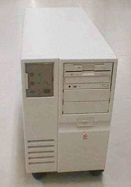 SERVEUR GESTION DELL / POWEREDGE XE-590-2 2601 en exposition chez Provendum à Lausanne (la photo contient un des exemplaires en stock) SERVEUR GESTION DELL / POWEREDGE XE-590-2 (2601)