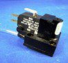 MICRO INTERRUPTEUR HONEYWELL / V7-1C17D8 (9937)